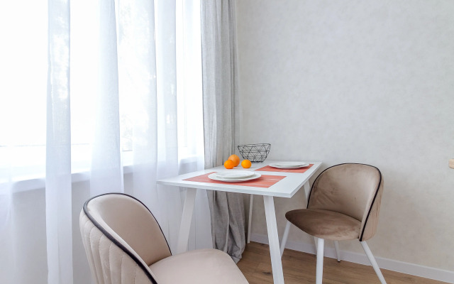Eliza Home U St. Metro Ul. Dybenko Flat