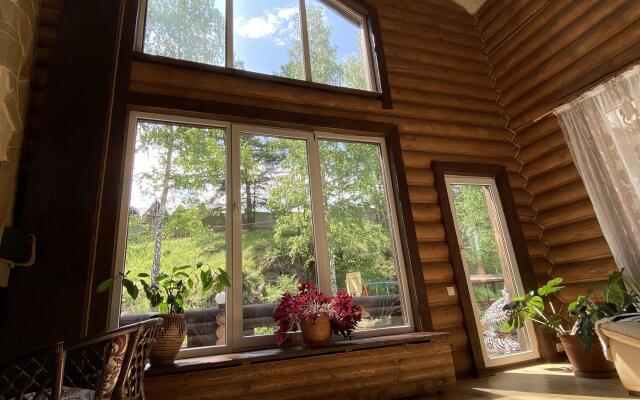 Дом Уютный в Абзаково