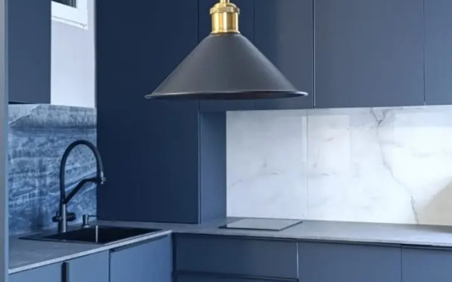 Siniy Aktsent Flat