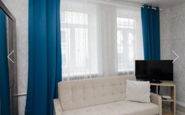 Stylish Two-Room Apartment Near The Center