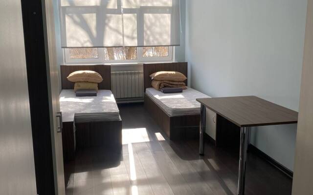 Свои Люди Hostel