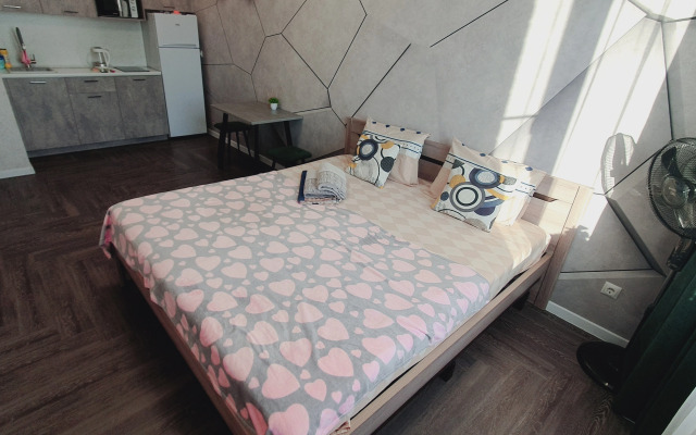 Krasivaya Dizaynerskaya Studiya Flat
