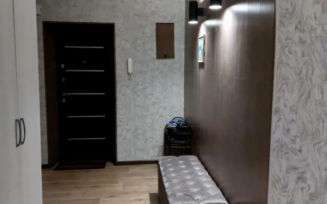 Izumrud Na Naberezhnoy U Kremlya Flat