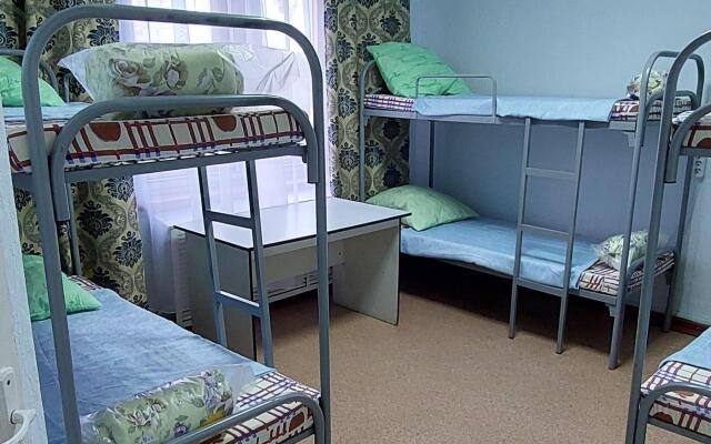 Na Karla Marksa Hostel