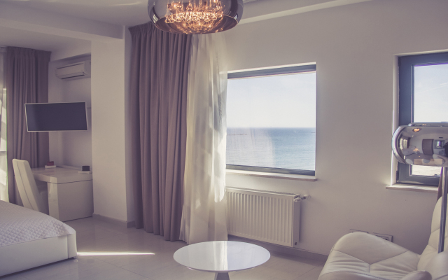 The Sky Studio Apartments