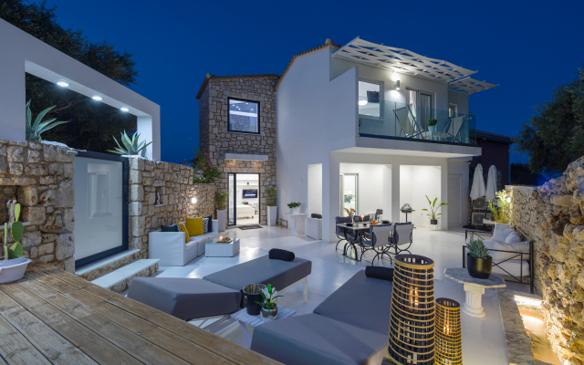Dion Villa