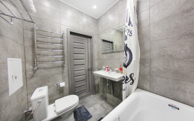 Dvukhkomnatnye Ryadom S Parkom Pervogo Prezidenta Apartments