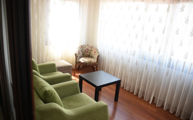 Belle Maison Hotel&Residence, Apartment Hotel