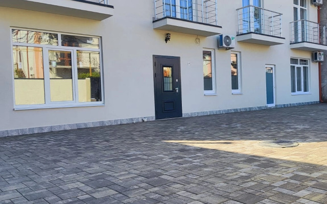 Amina Guest House