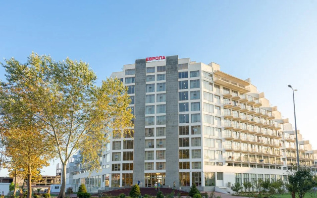 Yevropa Hotel