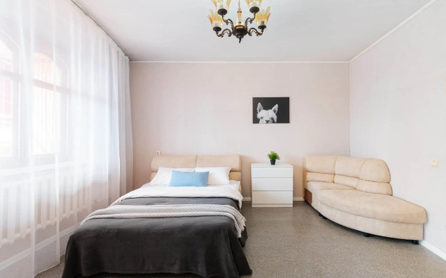 Prostornaya Kvartira S Dzhakuzi Flat