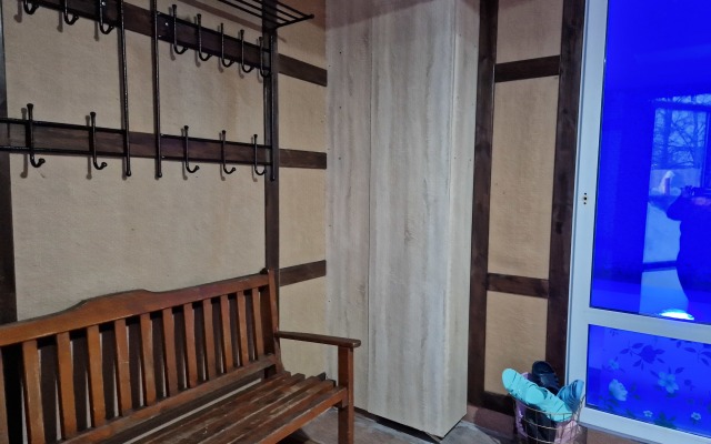 Na Ostrovskogo 1 Private house
