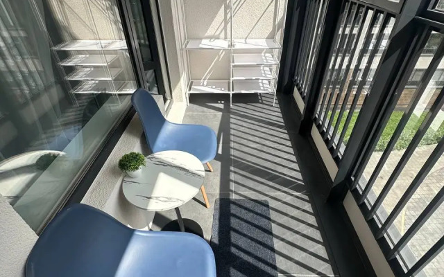 Апартаменты стильная студия у метро Большевиков