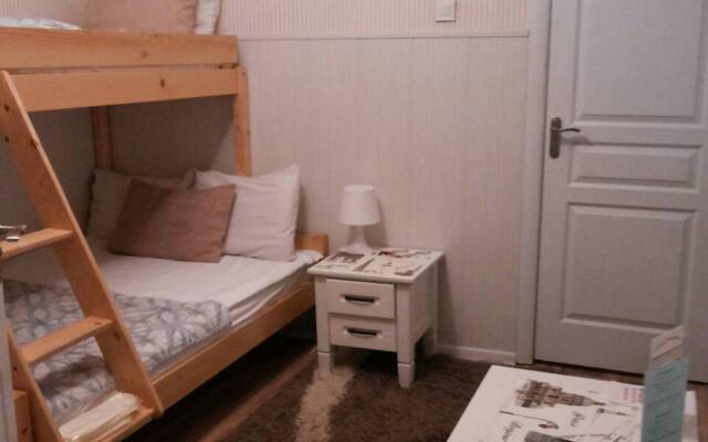 Polska Poduszka Mini-Hotel