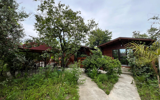 Schastlivy Guest house