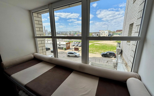 Dvukhkomnatnaya ryadom s Mamayevym Kurganom Flat