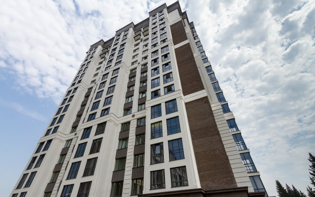 Andora-Steel Flat