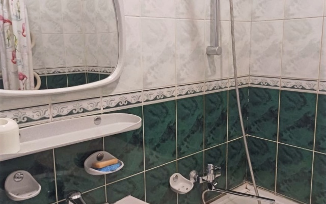 Tikhaya dvushka na Moskovskom Flat