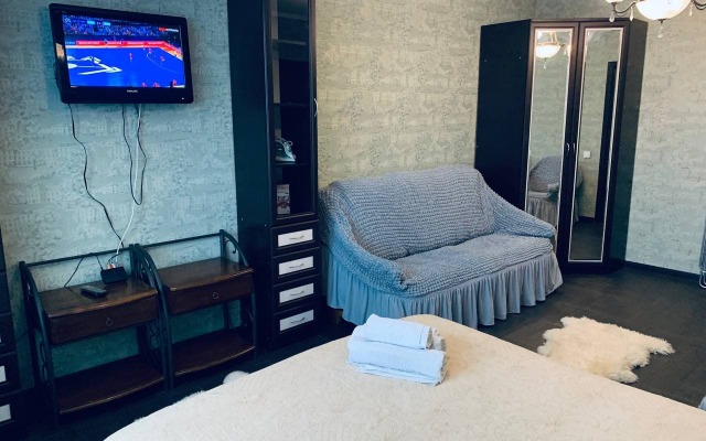 S zaseleniyem Lutshiy servis Posutochno50 Apartments
