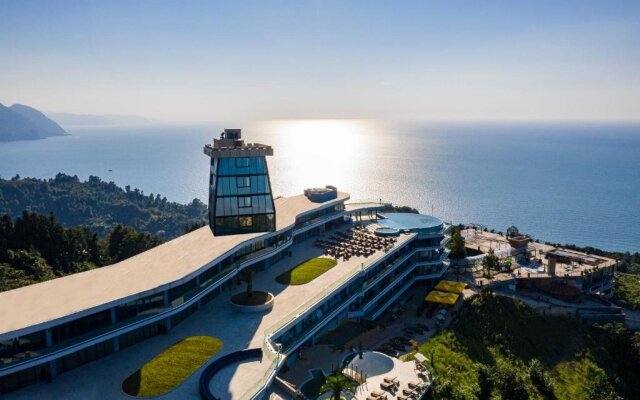Litz Resort Hotel
