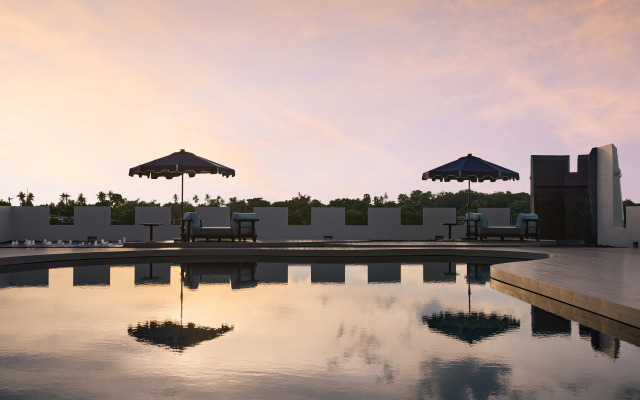 Kalanan Riverside Resort