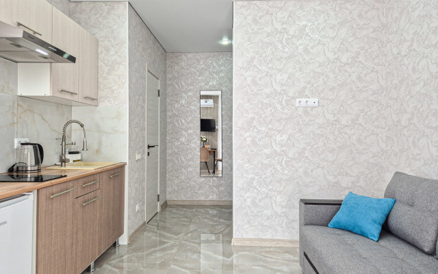 Prostornaya Studiya S Balkonom Flat