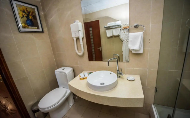 G Empire Hotel