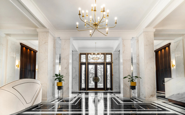 Grand Royal Residences Apartment Complex