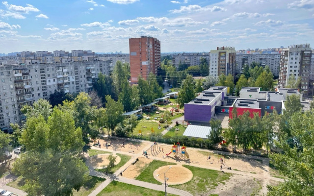 Apartamentyi Mescherskoe Ozero, Stadion, Strelka, Tsentr