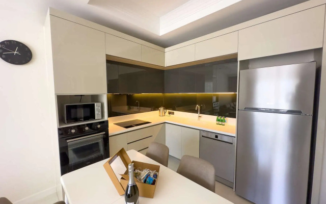 Qoople Azura World S 16 Apartments