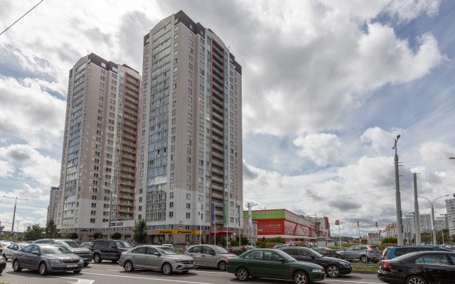 Tryokhkomnatnye s Vidom na Natsionalnuyu Biblioteku Apartments