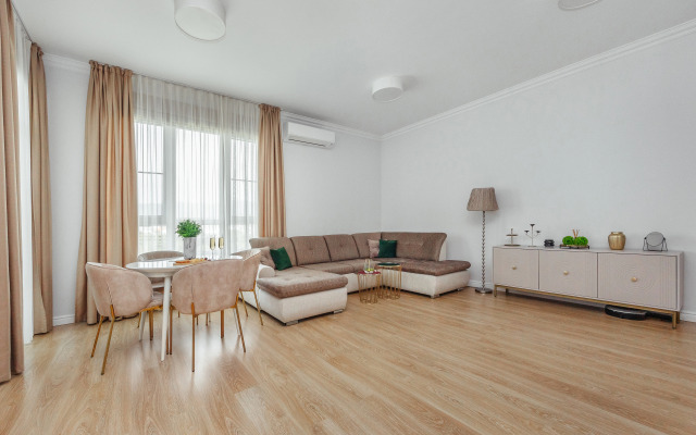 Na Ulitse Parusnaya 16 Flat