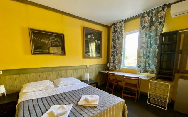 Malyutina Dacha Living Quarters