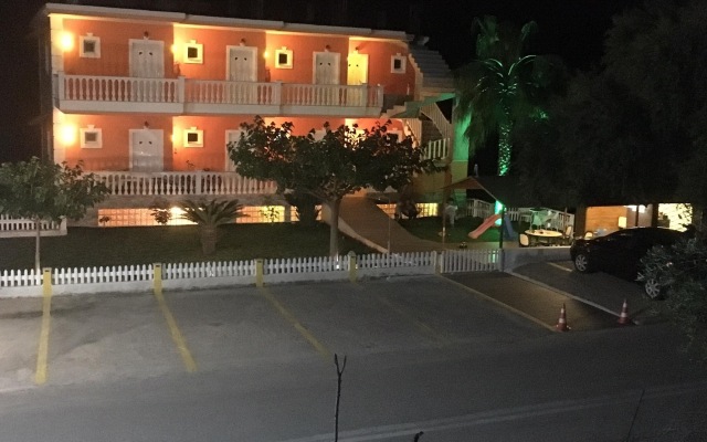 Studio Konstantinos Hotel