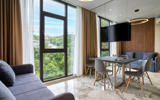 Апартаменты Метрополь Lamare Трехкомнатные с Балконом и Бассейном на Крыше