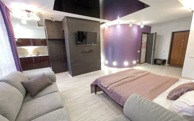 Apartamenty semejnye s kaminom u TC Akvamoll