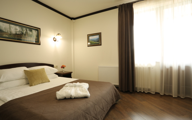 Usadba Parfenova Hotel