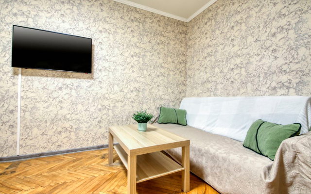 Apartment Hanaka Shipilovskaya 10