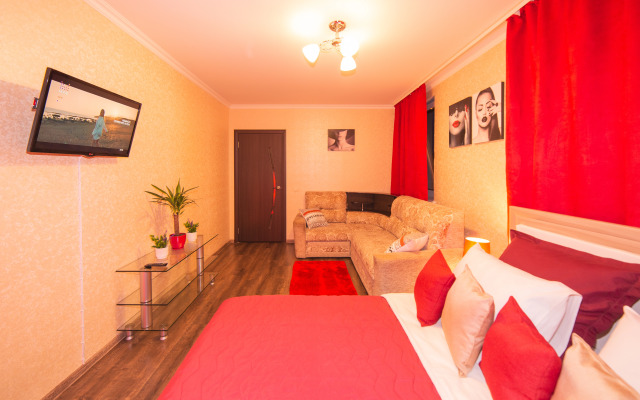 Апартаменты Novin квартал с видом во двор