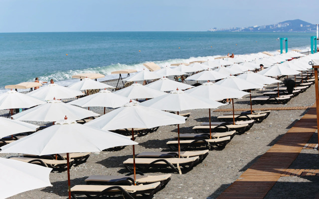 Greys Lazur Hotel