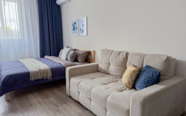 Tikhaya Studiya Na Novomoskovskoy Flat