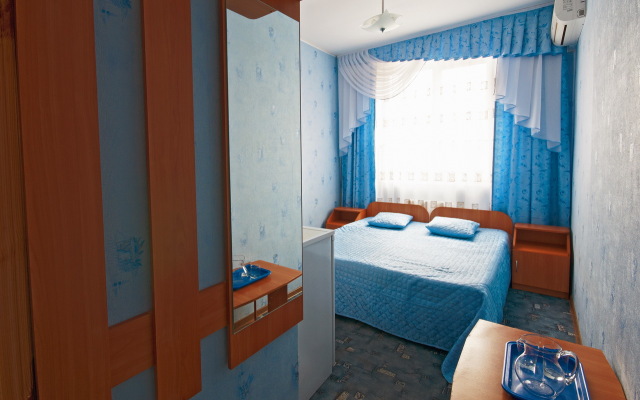 Yuzhny Ray Guest House