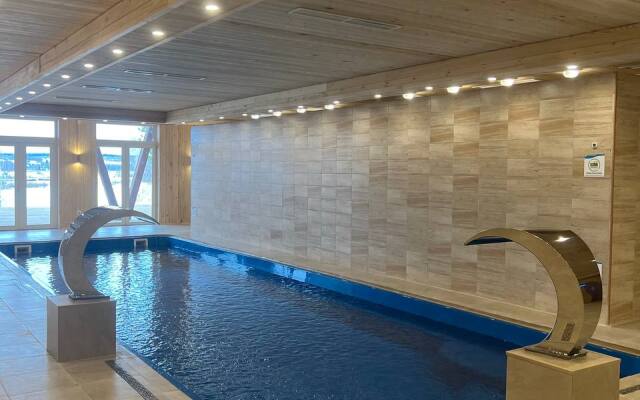 Отель Загородный клуб Любытино Хутор