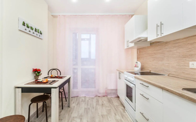 Odnokomnatnyye apartamenty v novom zhilom komplekse Kristall Apartments