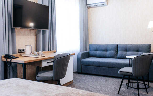 Kristall Hotel