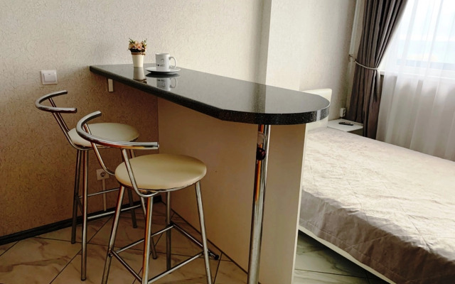 Апартаменты с Балконом и Шикарным Видом на Море