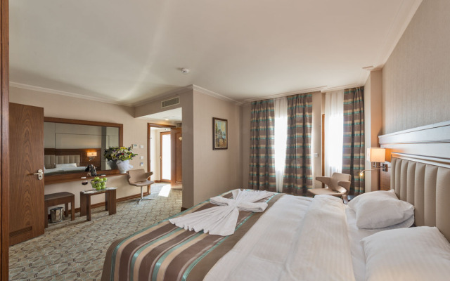 BEKDAS DELUXE & SPA Hotel