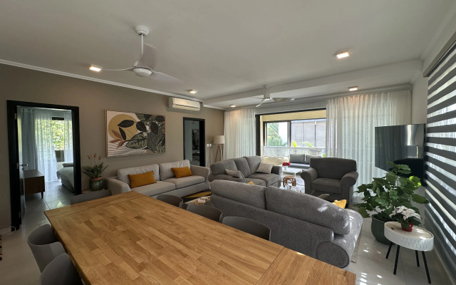 Ocean Legend Apartments