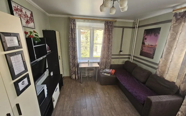 L.v.hotels Na Prospekte Lenina 52 Flat