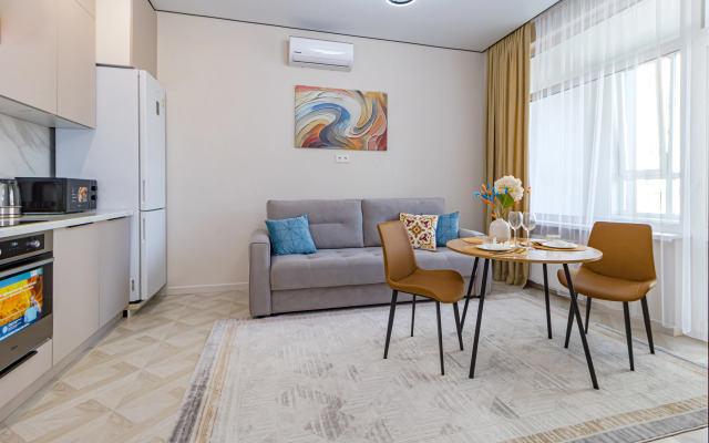 Krasivaya Yevrodvushka v Atmosfera Flat